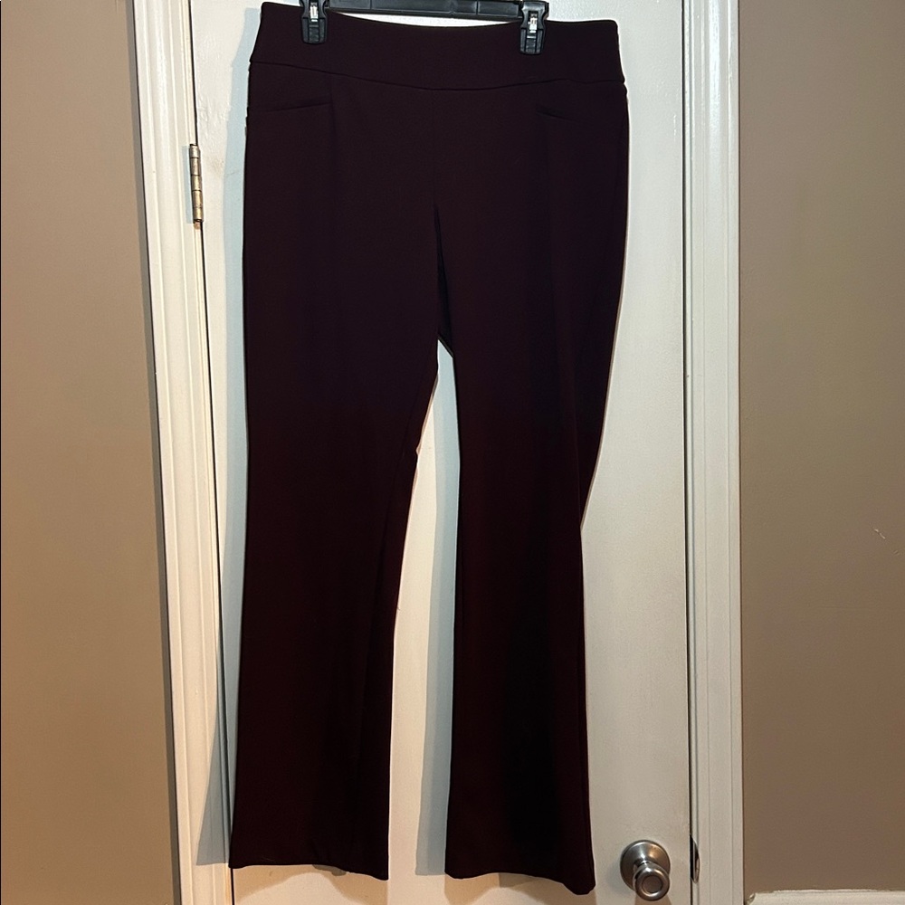 7th Avenue New York & Company Burgundy Trousers